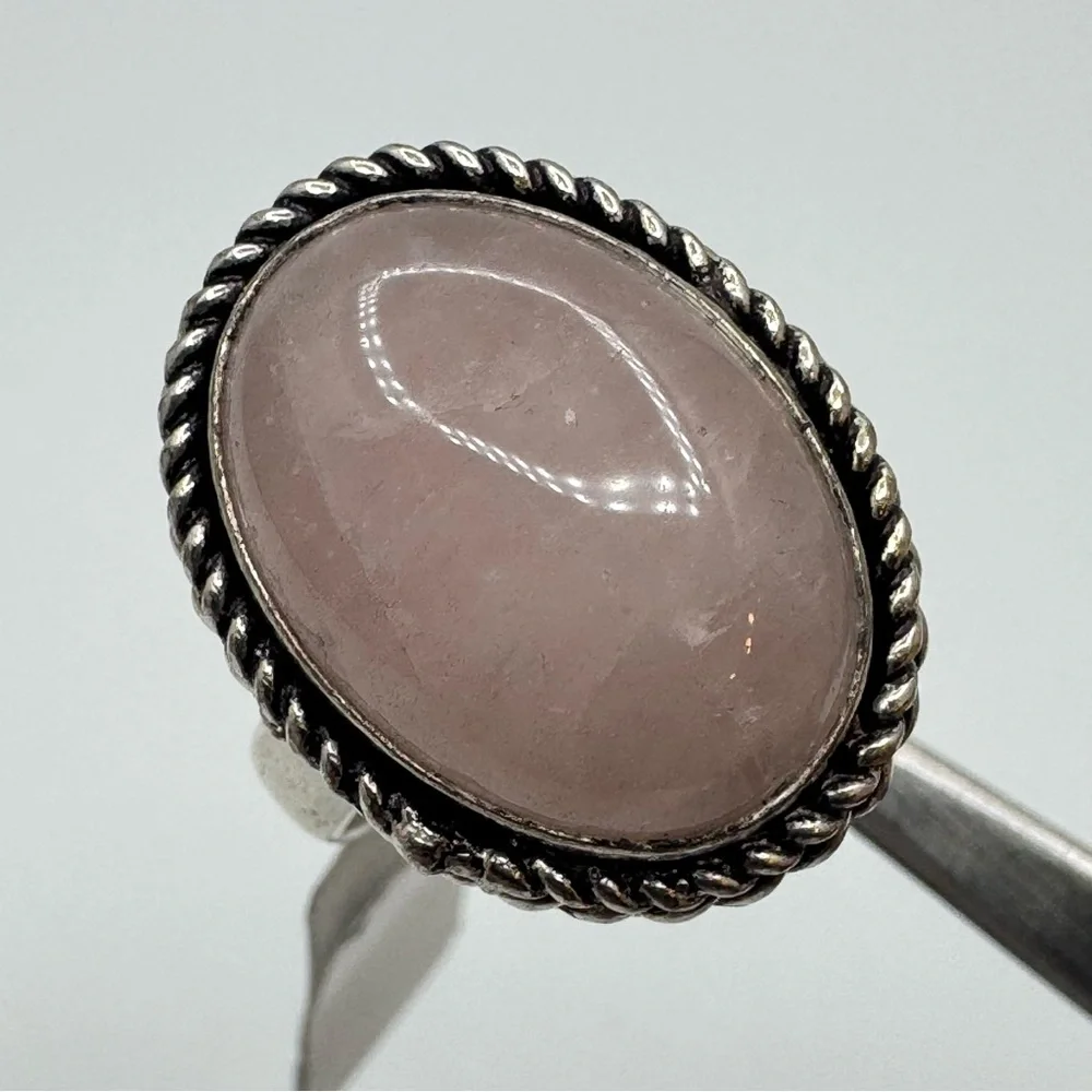 New Silver Tone Milky Quartz Oval Ring Size 9